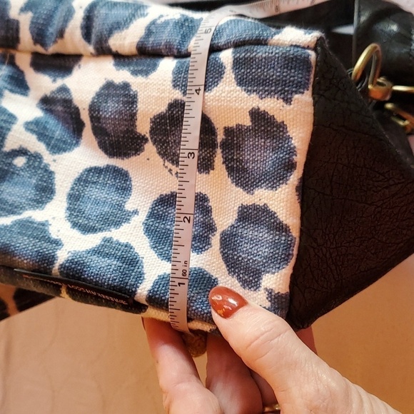 Rebekah Scott Designs Blue Leopard Petal Inside Lining Fabric Sz M/L‎ Backpack